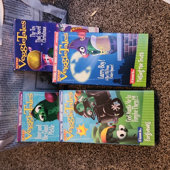 COPY - VeggieTales VHS lot - Picture 1 of 4